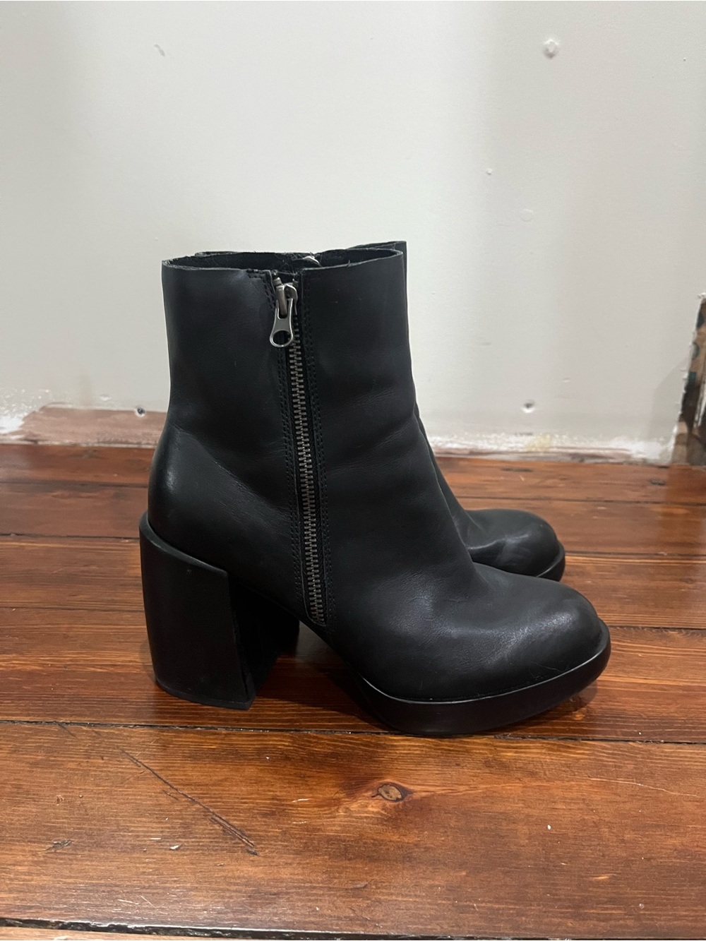 Kork-Ease Black Leather Platform Ankle Booties with Side Zip